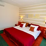 グランド アムステルベン アムステルフェーン