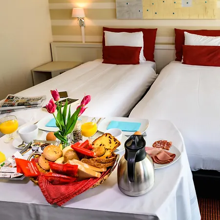 Grand 4* Άμστελβεεν